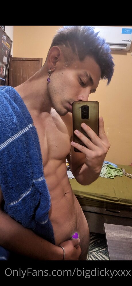 Tomas Rager actress galleries