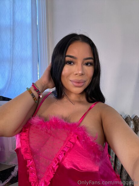 Loveelunaaa best actress pics