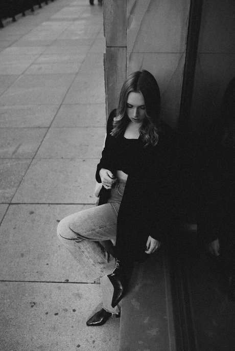 Elsa Jay model nice gallery