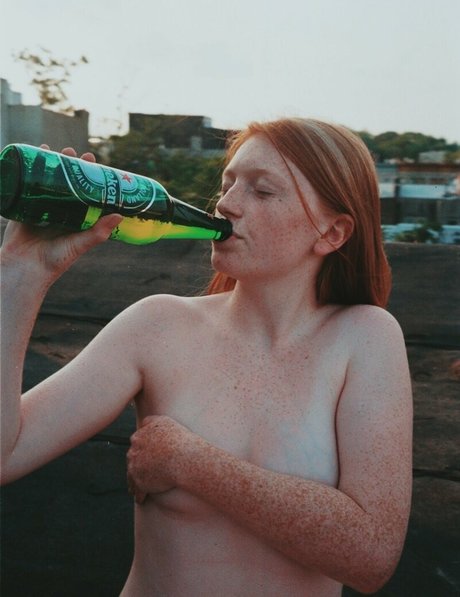 Lilianna Ruger xxx model photo