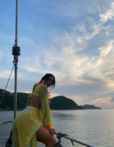 candyrosefree erotic actress images