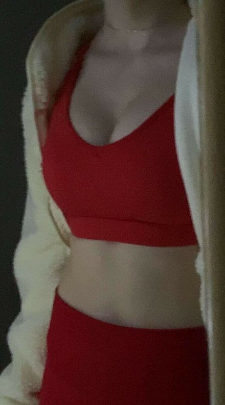 Mira Szalma sexy actress galleries