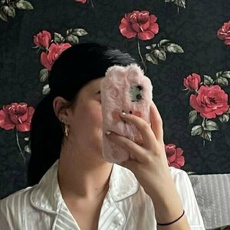 blonde mom onlyfans nudes images