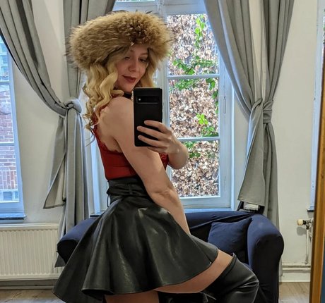 Aurora Indica model xxx pic