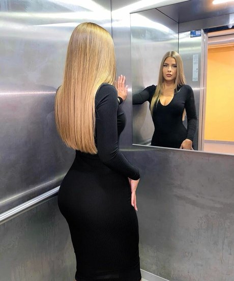 social onlyfans art naked photos