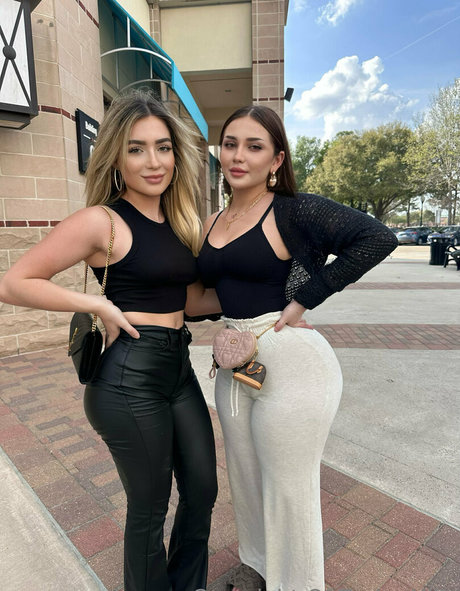 realtaylerhills model porn galleries