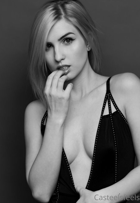 casteelsfeels pornstar pic