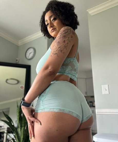 asian ass onlyfans naked pic