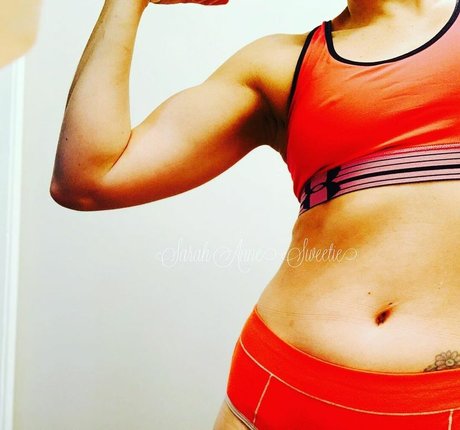 Sarah Anne Sweetie model adult photos