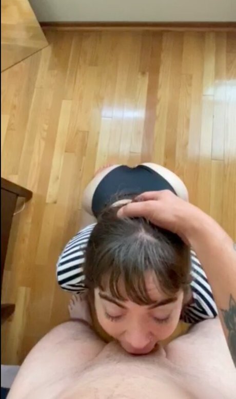 Olivia Bleau nudes model pic