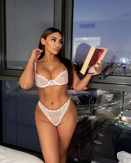 simmykk art actress photo