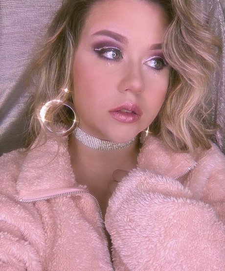 stanzipotenza exclusive actress archive