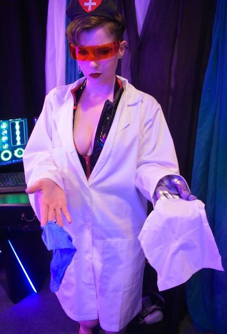 Tayliss Forge sexy model images