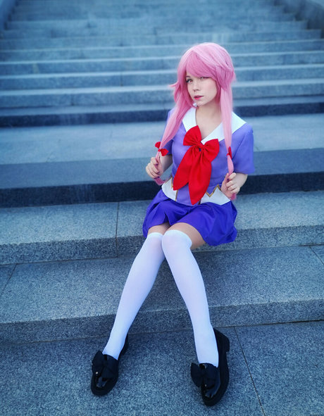 beautiful blonde onlyfans nice images