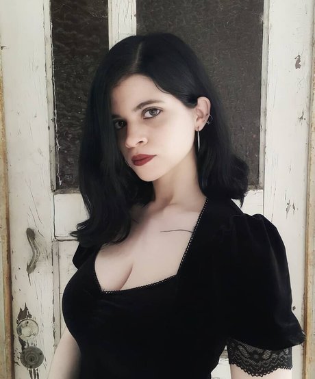 blonde babe onlyfans free archive