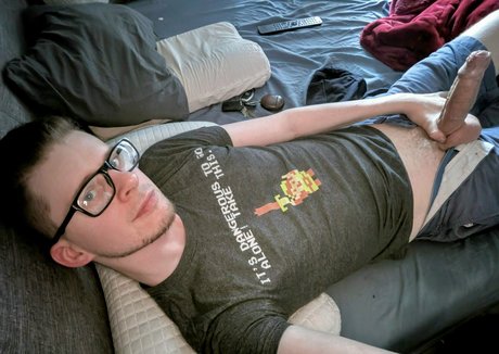 coltr92 nude pornstar pic