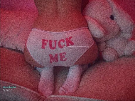 Coelho__pink actress pic