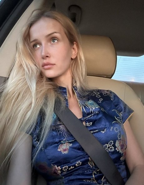 Juliaxamor model beautiful image