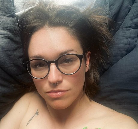 Jaskofide sexy star photos