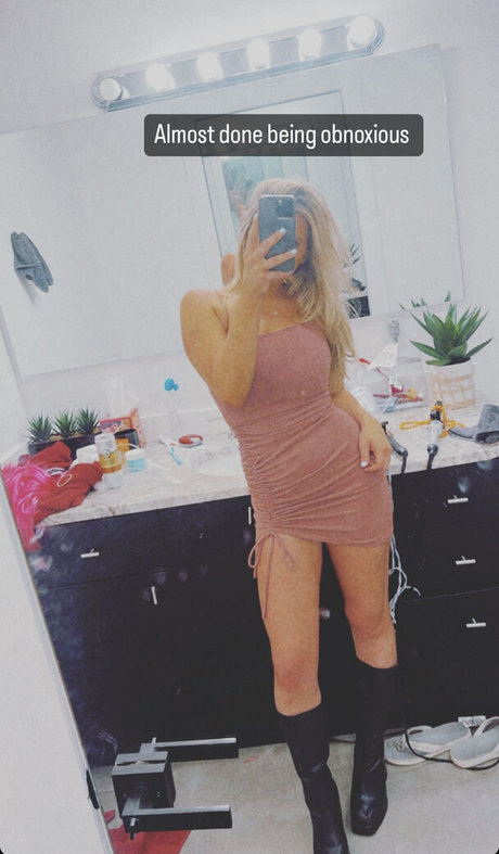 Sara Civian pornstar perfect picture