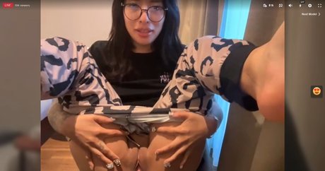 Mooomoo star pornographic pictures