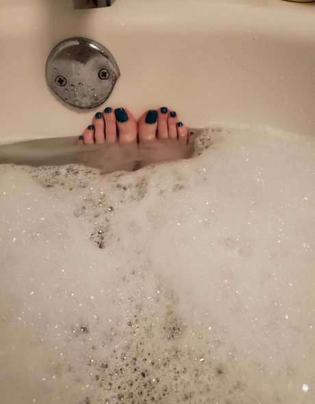 sloan paws pornstar naked gallery