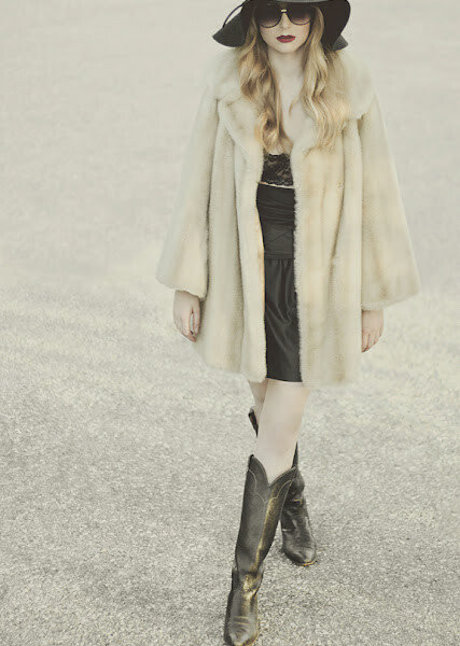 Stevie Wynne Levine hd actress archive