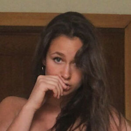 Sita Payette nude model pic