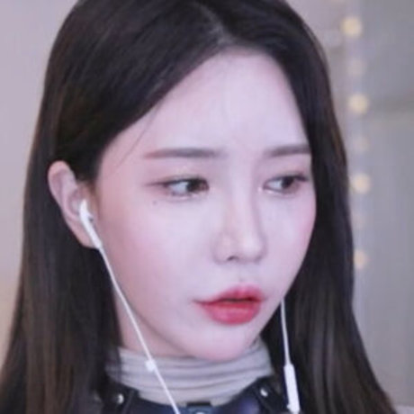 winter 28270 pretty actress picture