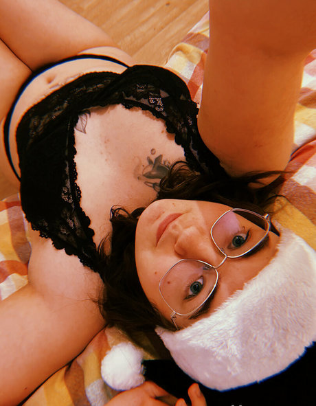 marypoppy Profile pic