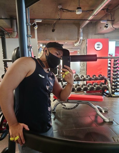 largedogcollar xxx model image