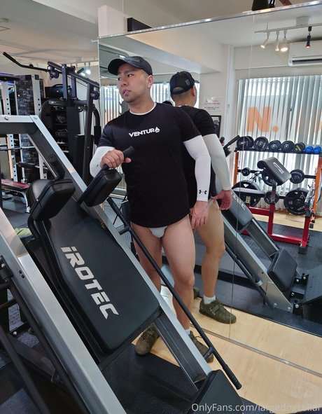 largedogcollar erotic actress galleries