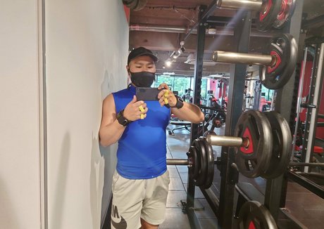 largedogcollar nudes actress picture