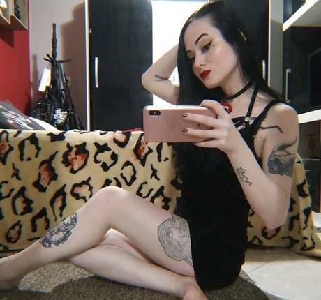 Marina Von Blume nudes model image