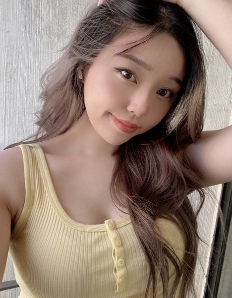 Canahry top pornstar photo