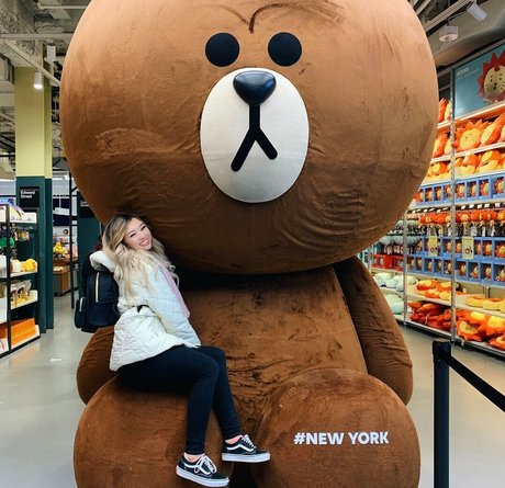 Canahry model art pics