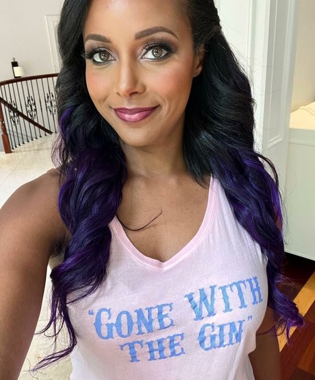 Brandi Rhodes erotic actress photo