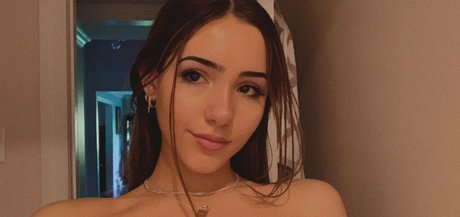 kennedyjaye model perfect img