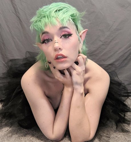 the land of odd sex star img