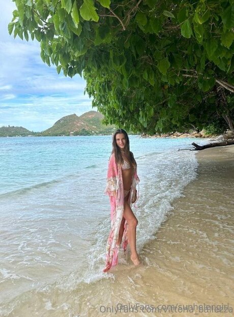 Sunhelengirl erotic pornstar photos