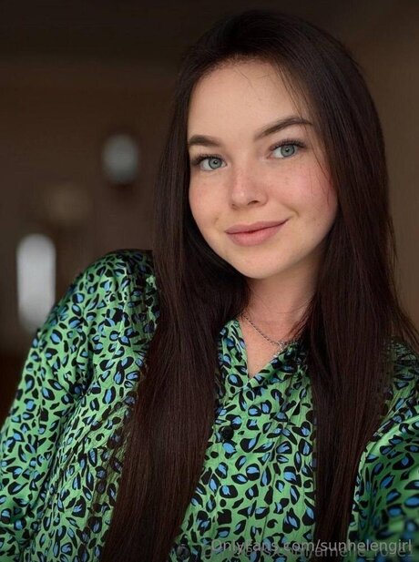 Sunhelengirl top actress pictures