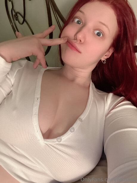 Noxlada star sexy photos