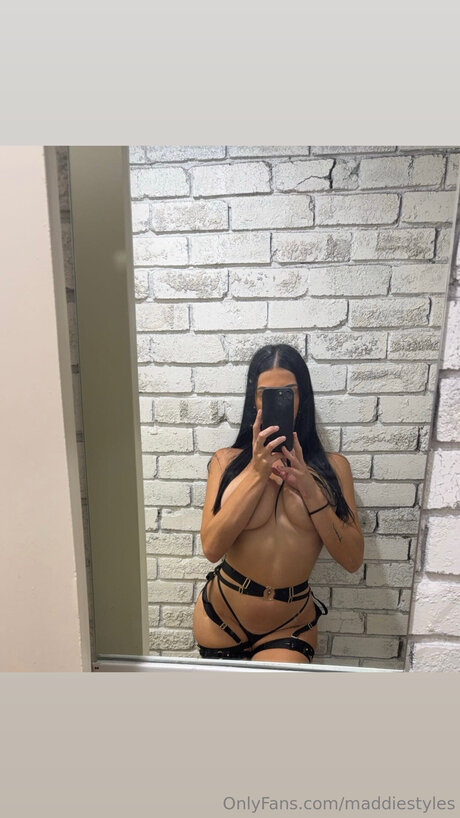 Maddiestyles xxx pornstar img