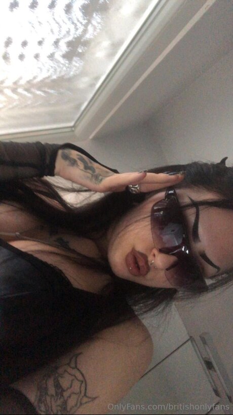 Occ Coaching xxx model photo