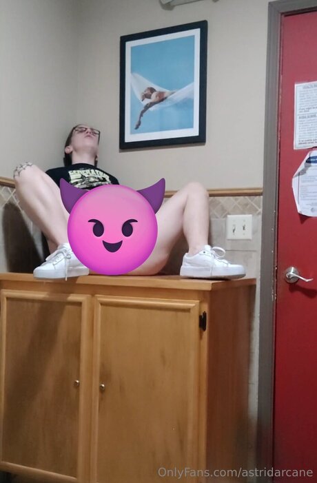 Astridarcane free star gallery