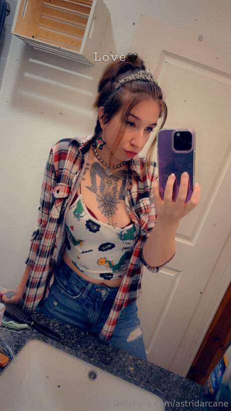 Astridarcane free star galleries