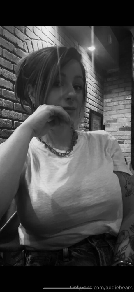 Addiebears naked model pic