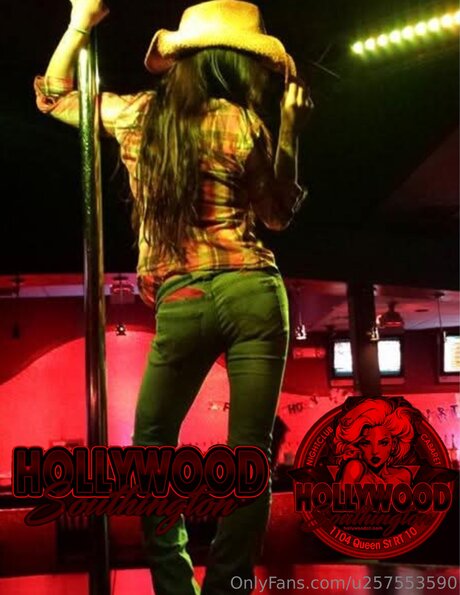 U257553590 pornstar free pictures