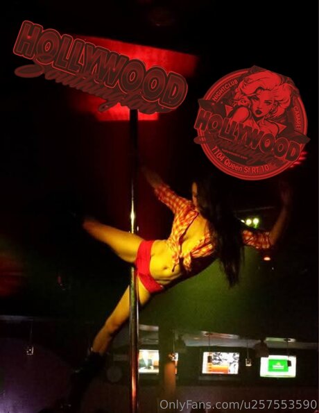 U257553590 star perfect photos