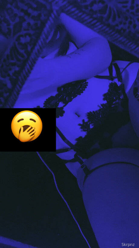 Ssssskrpn nude model img